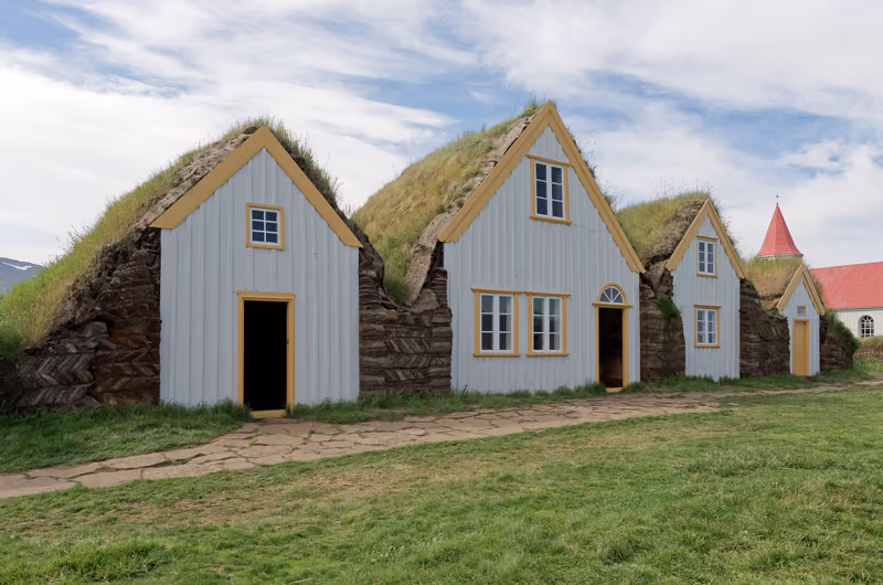 Turf-roofed farmhouses with white gables at Glaumbær